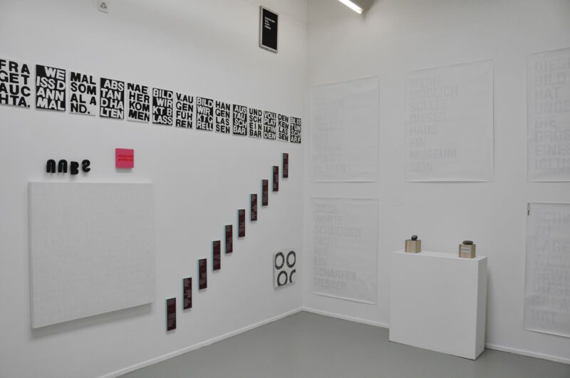 Ausstellungsansicht: Les jeux ne sont pas faits, Oxyd Kunsträume, 1. – 29. September 2013, Vitoria Pinto